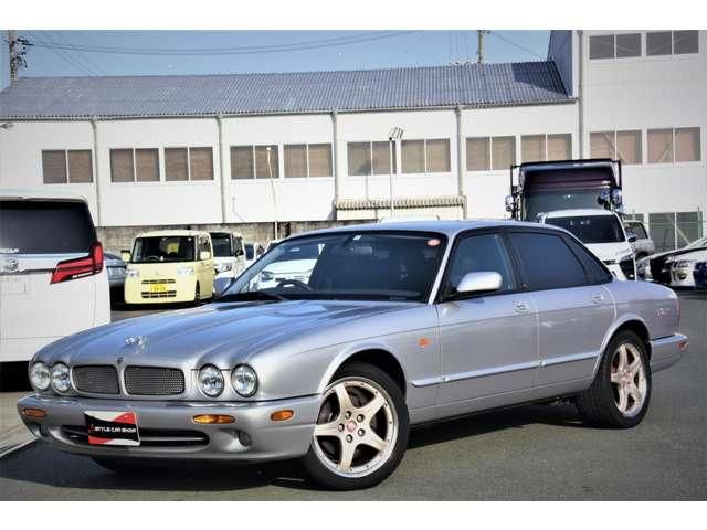 JAGUAR XJseries sedan