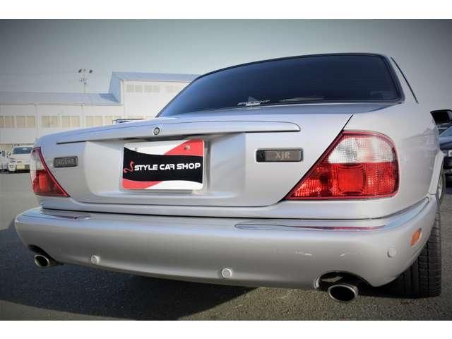 JAGUAR XJseries sedan