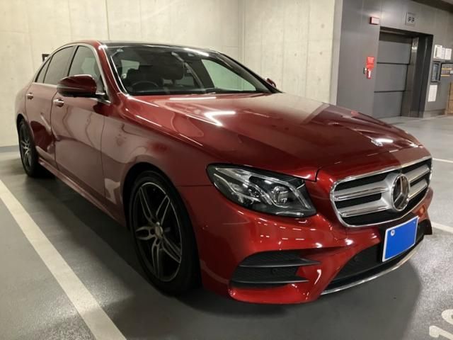 MERCEDES BENZ E class sedan