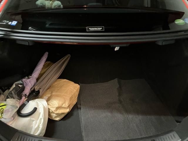 MERCEDES BENZ E class sedan