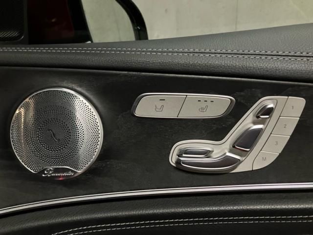 MERCEDES BENZ E class sedan