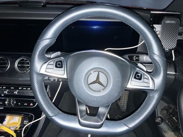 MERCEDES BENZ E class sedan