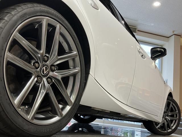 LEXUS IS350
