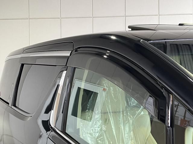 ALPHARD hybrid 4WD