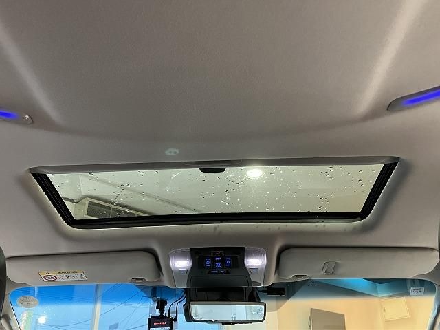 ALPHARD hybrid 4WD