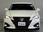 CROWN sedan hybrid