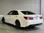 CROWN sedan hybrid