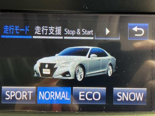 CROWN sedan