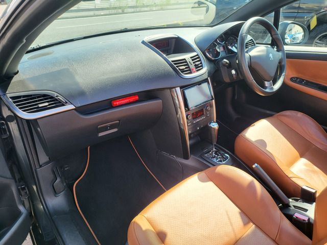 PEUGEOT 207CC