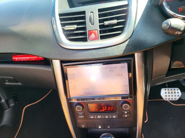 PEUGEOT 207CC