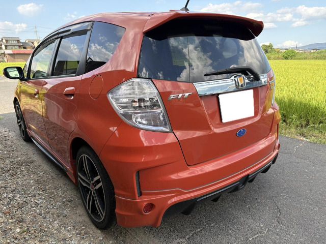 FIT HYBRID