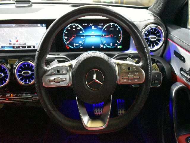 MERCEDES BENZ CLA class