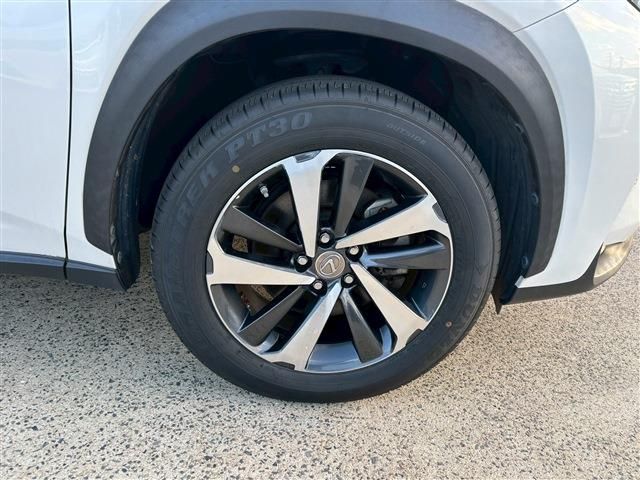 LEXUS NX200t