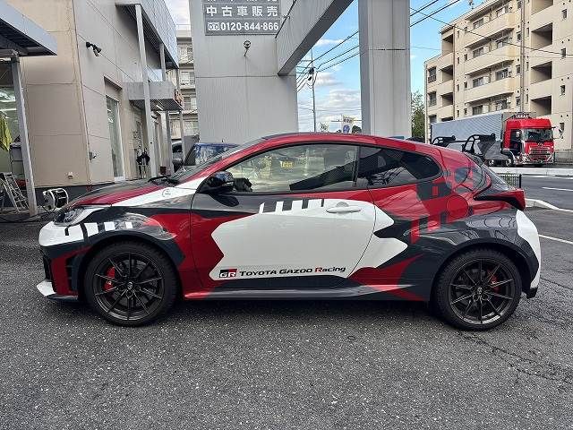 GR YARIS