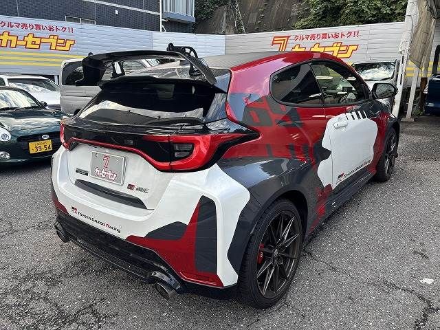 GR YARIS