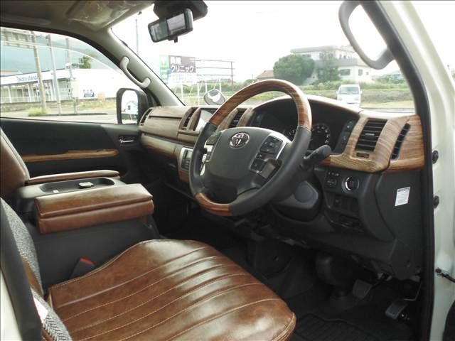HIACE van 2WD