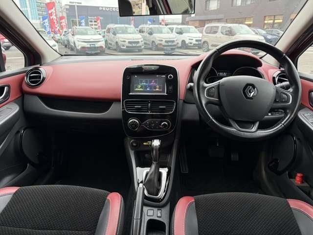 RENAULT LUTECIA