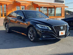 CROWN sedan hybrid