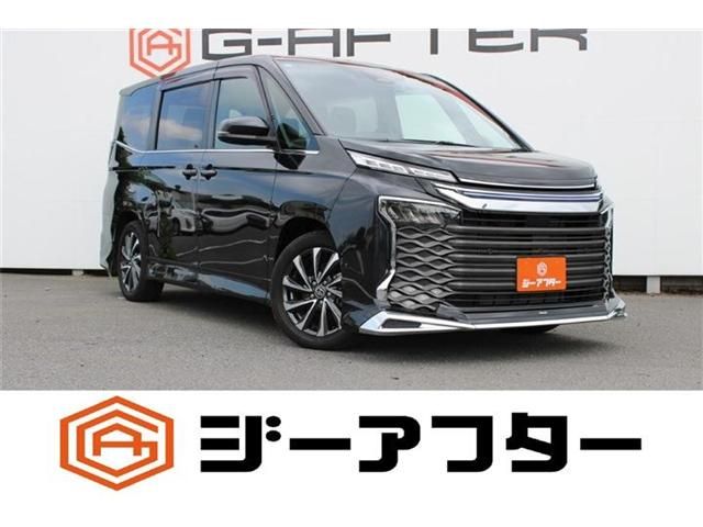 VOXY HYBRID