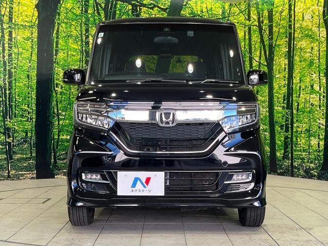 N BOX CUSTOM 4WD