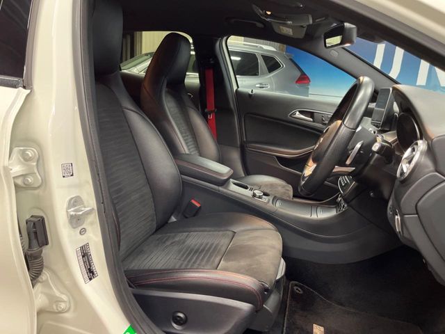 MERCEDES BENZ GLA class