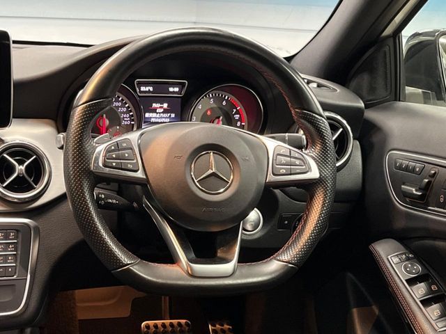 MERCEDES BENZ GLA class