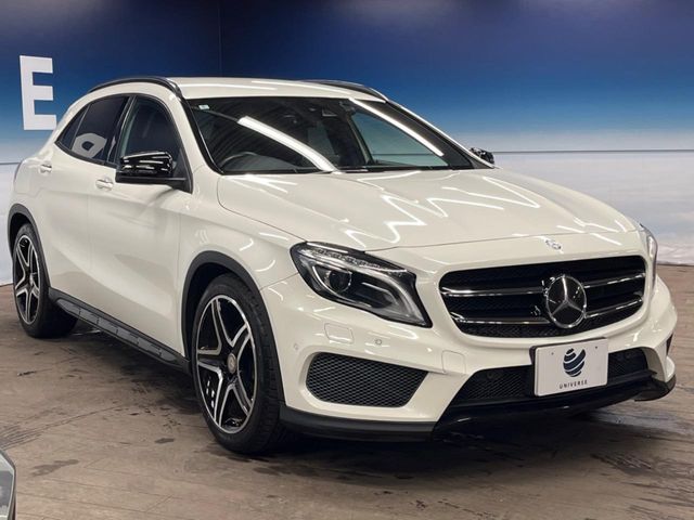 MERCEDES BENZ GLA class