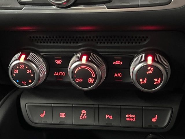 AUDI S1
