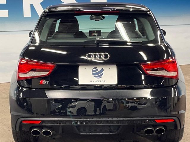 AUDI S1