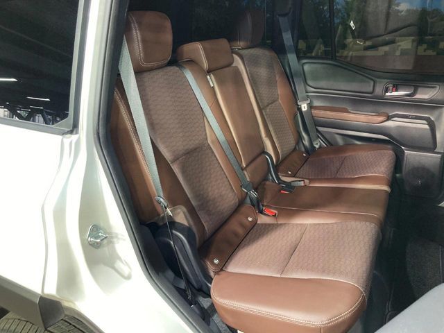 LANDCRUISER 250