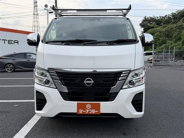 CARAVAN van 2WD