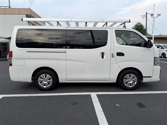 CARAVAN van 2WD