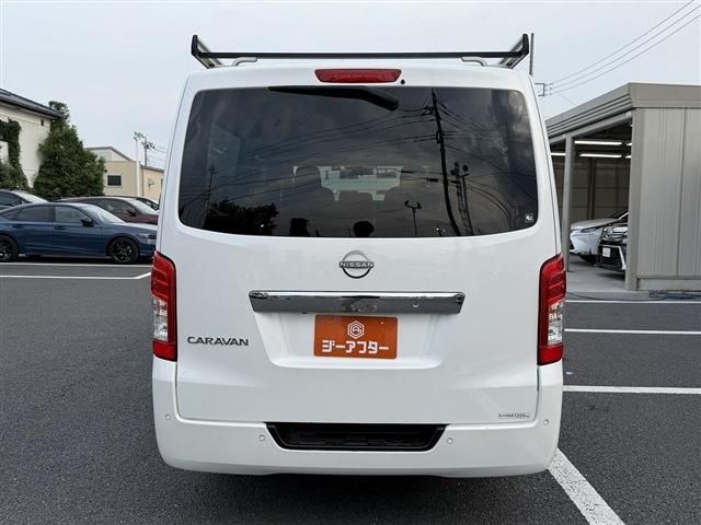 CARAVAN van 2WD