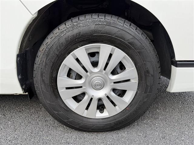 CARAVAN van 2WD