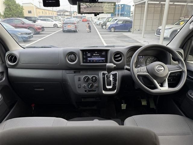 CARAVAN van 2WD