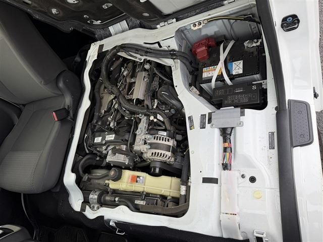 CARAVAN van 2WD
