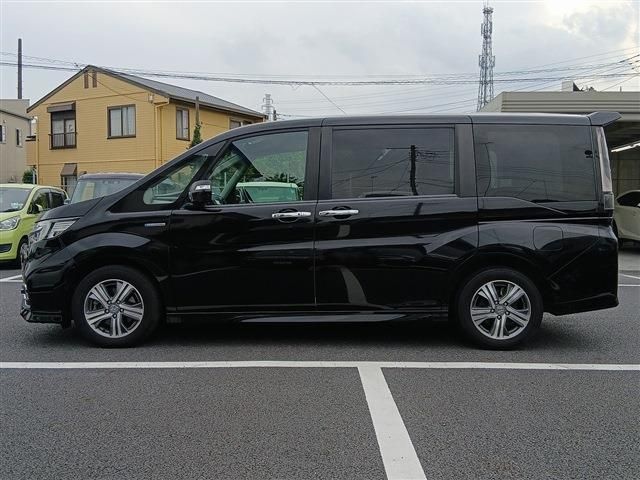 STEPWAGON e:HEV SPADA