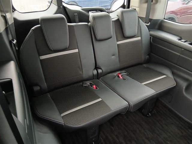STEPWAGON e:HEV SPADA