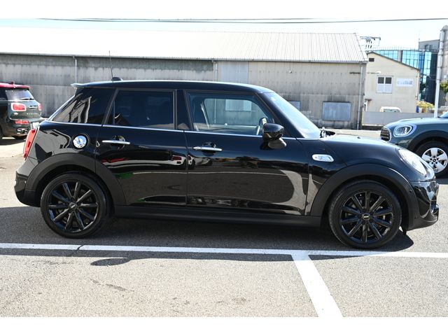 MINI COOPER S 5DOOR