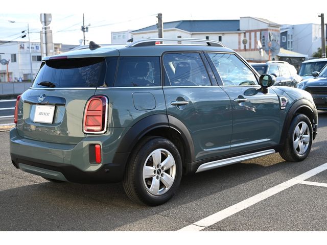 MINI CROSSOVER