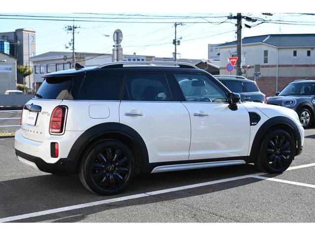 MINI COOPER D CROSSOVER