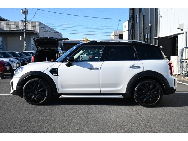 MINI COOPER D CROSSOVER