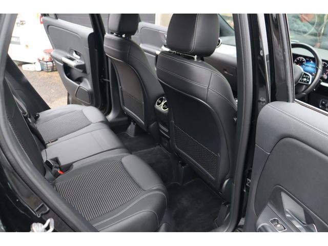 MERCEDES BENZ GLA class