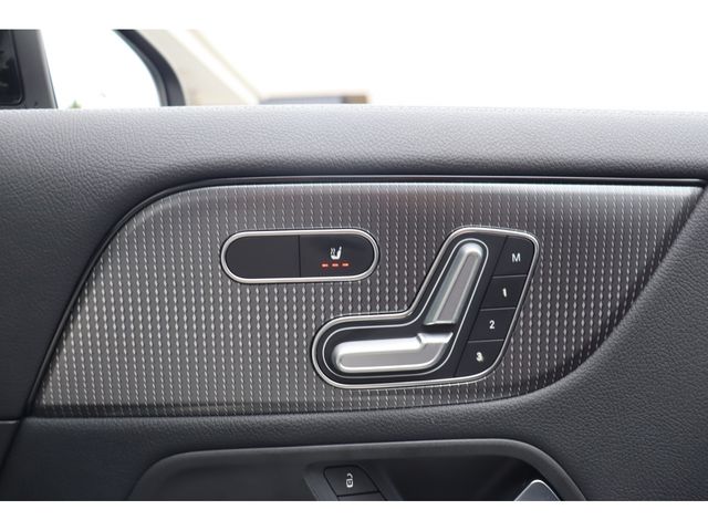MERCEDES BENZ GLA class