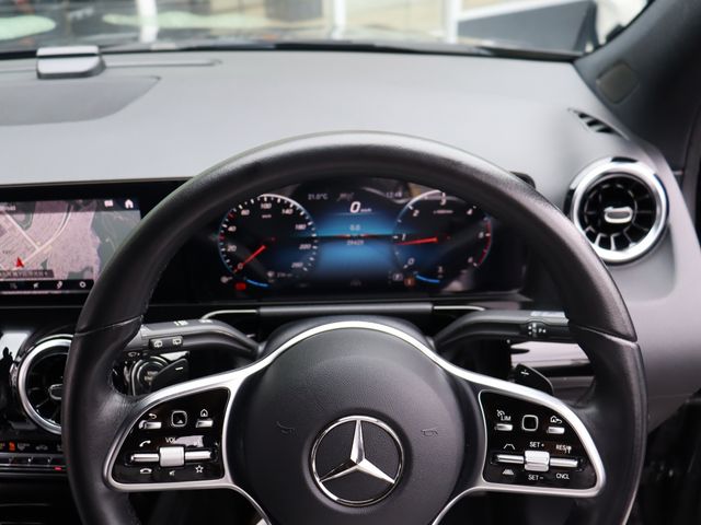 MERCEDES BENZ GLA class
