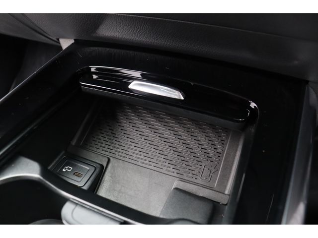 MERCEDES BENZ GLA class