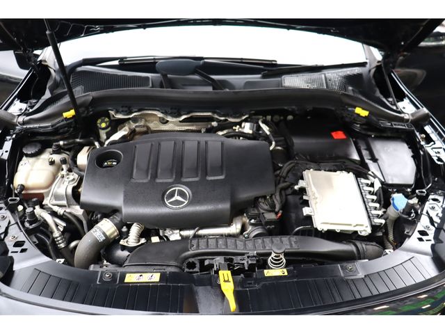 MERCEDES BENZ GLA class