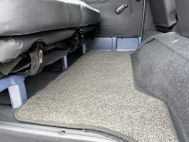 MINICAB BRABO 4WD