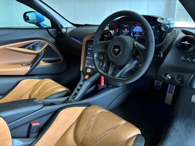 McLaren 750S