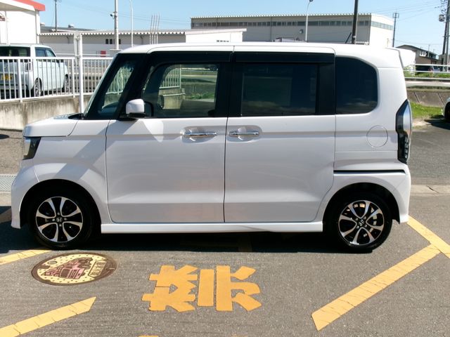 N BOX CUSTOM